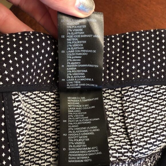 H and M black and white shorts - Picture 9 of 16